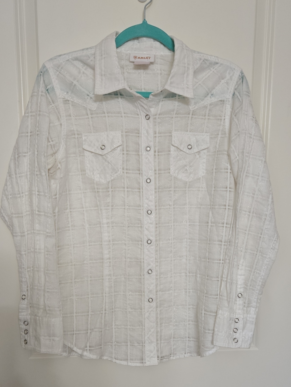 Ariat Women's White Textured Button-Down Western Shirt
